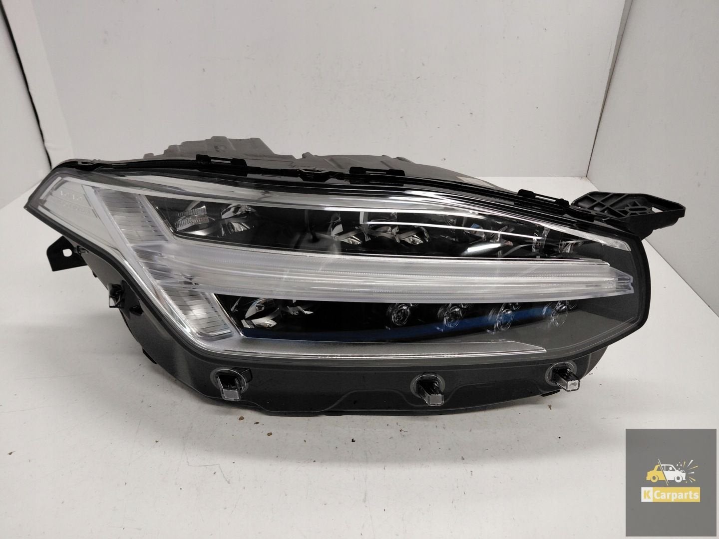 32342483, Volvo XC90 II Lift Full Led 2 Modules rechterlamp, Gebruikt, Gunnar Engellaus vag 8
405 31  Gothenburg, SE, Info@volvocars.com