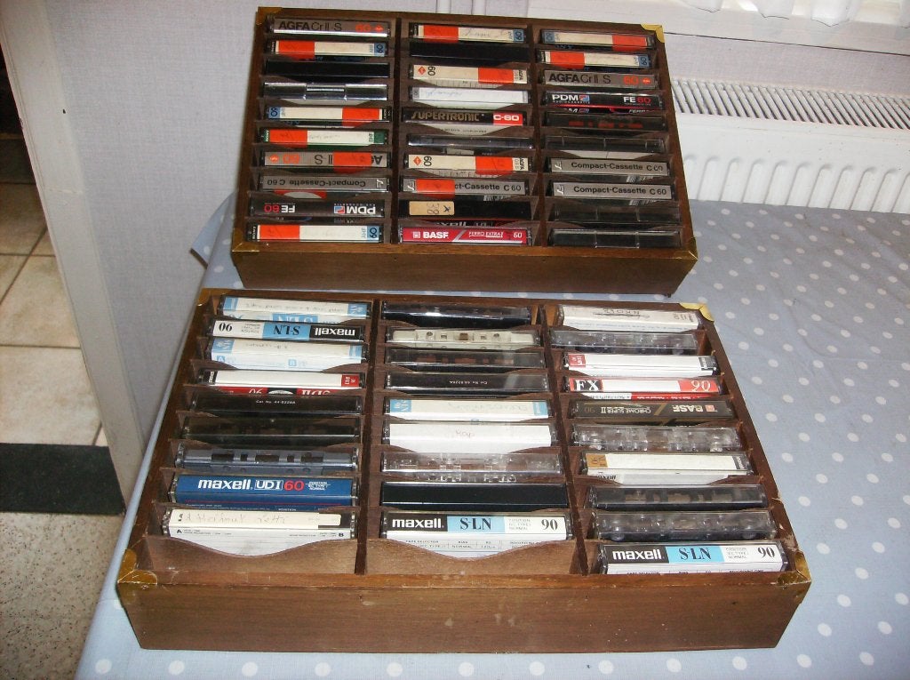 muziekcassetjes  58 st met bakjes, Ophalen, Postfris
