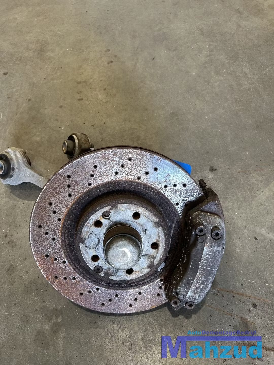 MERCEDES SLK R171 links voor wiellager remklauw draagarm 200, Mercedes-Benz AG, Mercedes-Benz, Utilisé, Mercedesstrasse 120
70372  Stuttgart, DE