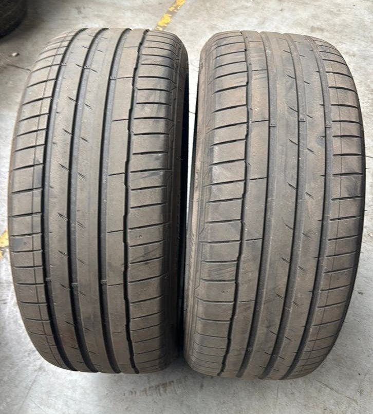 2554520 255/45/20 255/45R20 zomerbanden merk Hankook, Ophalen