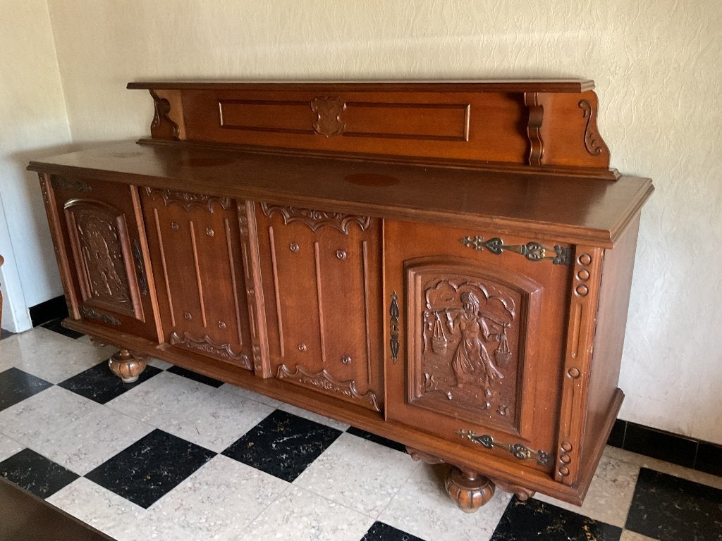 Dressoir, Enlèvement, Utilisé