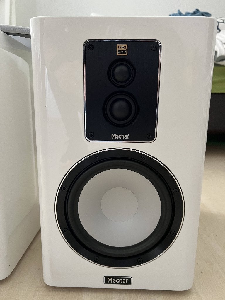 Enceintes HiRes Magnat Signature 903, Enceinte d'étagère, Magnat, 60 à 120 watts, Comme neuf