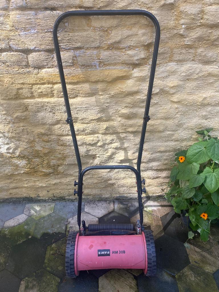 Grasmaaier, Tuin en Terras, Ophalen, Gebruikt, 30 t/m 39 cm, Handgrasmaaier