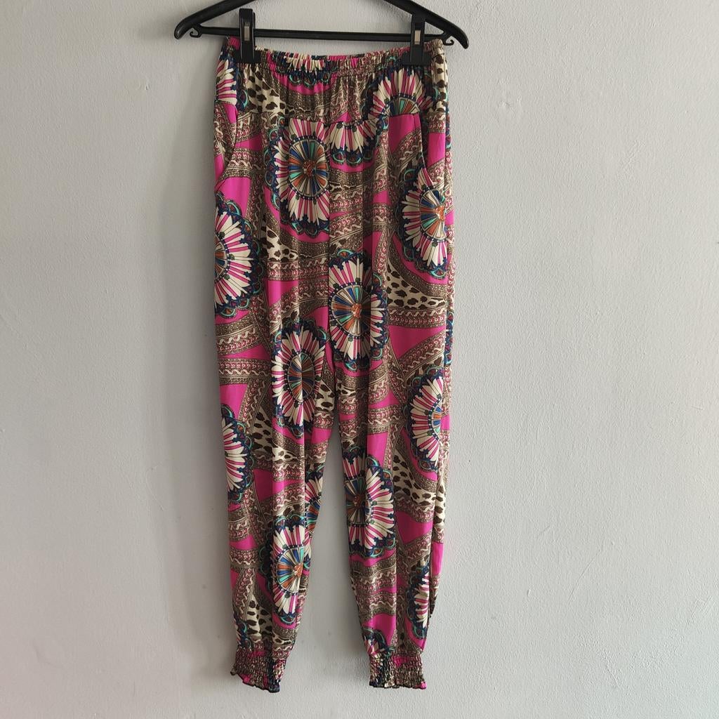 Roze soepelvallende broek met boheemse print, Kleding | Dames, Sans marque, Maat 42/44 (L), Ophalen of Verzenden, Roze