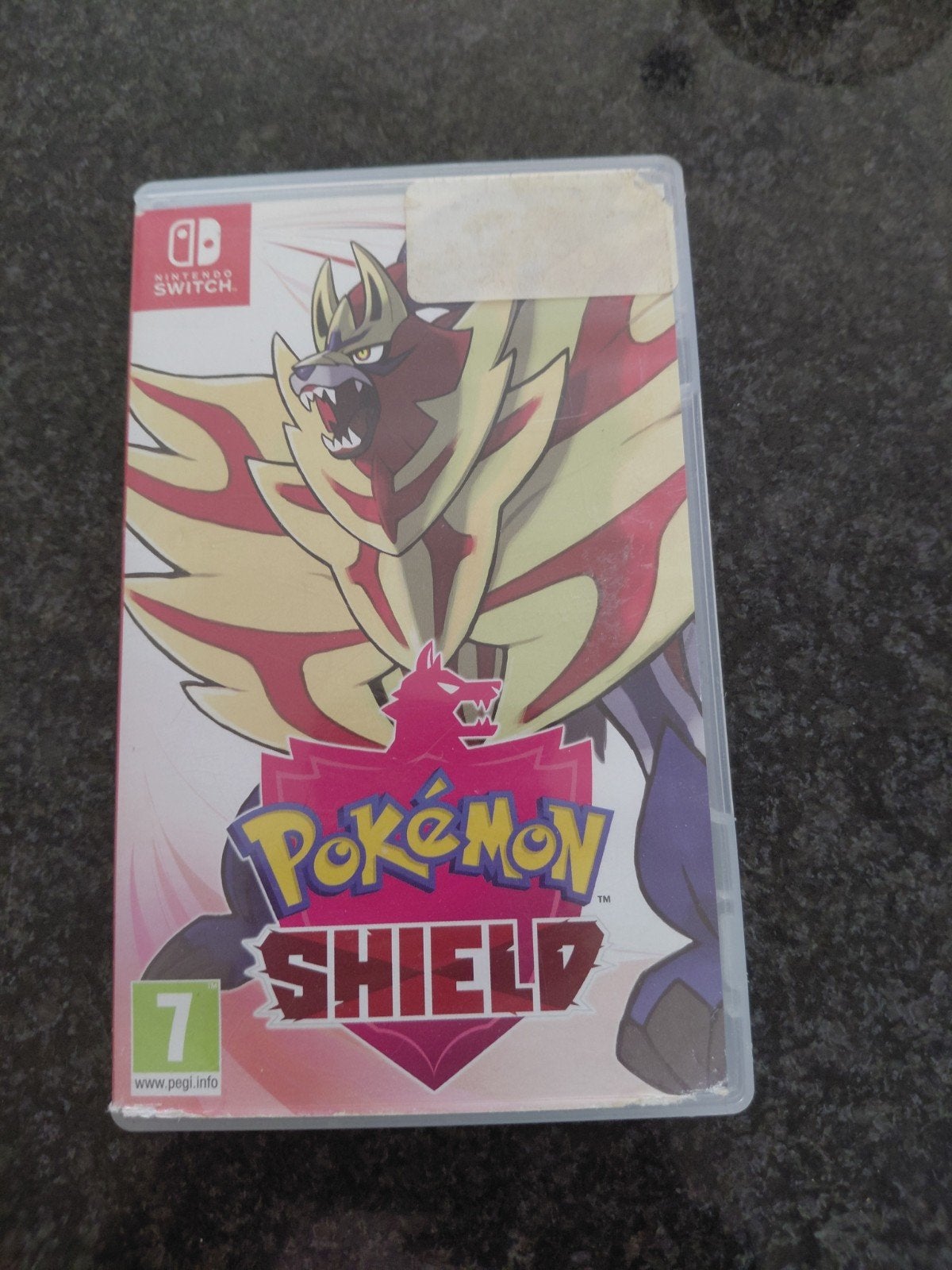 Pokemon Shield, Games en Spelcomputers, Games | Nintendo Switch, Ophalen