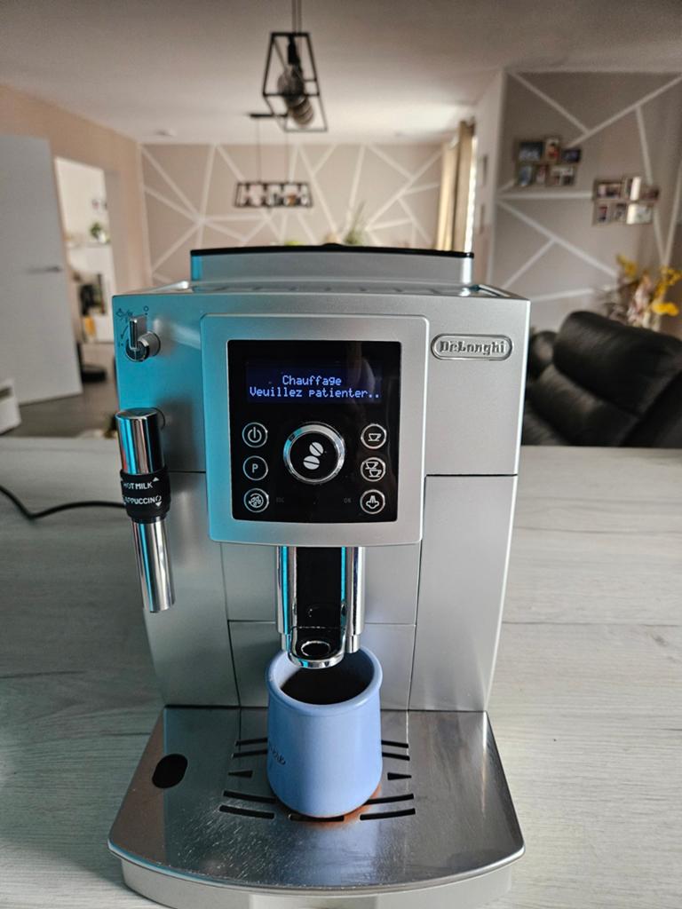 Machine broyeur delonghi, Electroménager, Cafetières