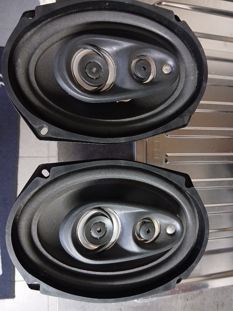 Paire de haut-parleurs US Blaster 6x9 – 4 Ω – 300 W, Autres marques, Enlèvement ou Envoi, Kit d'enceintes, Comme neuf