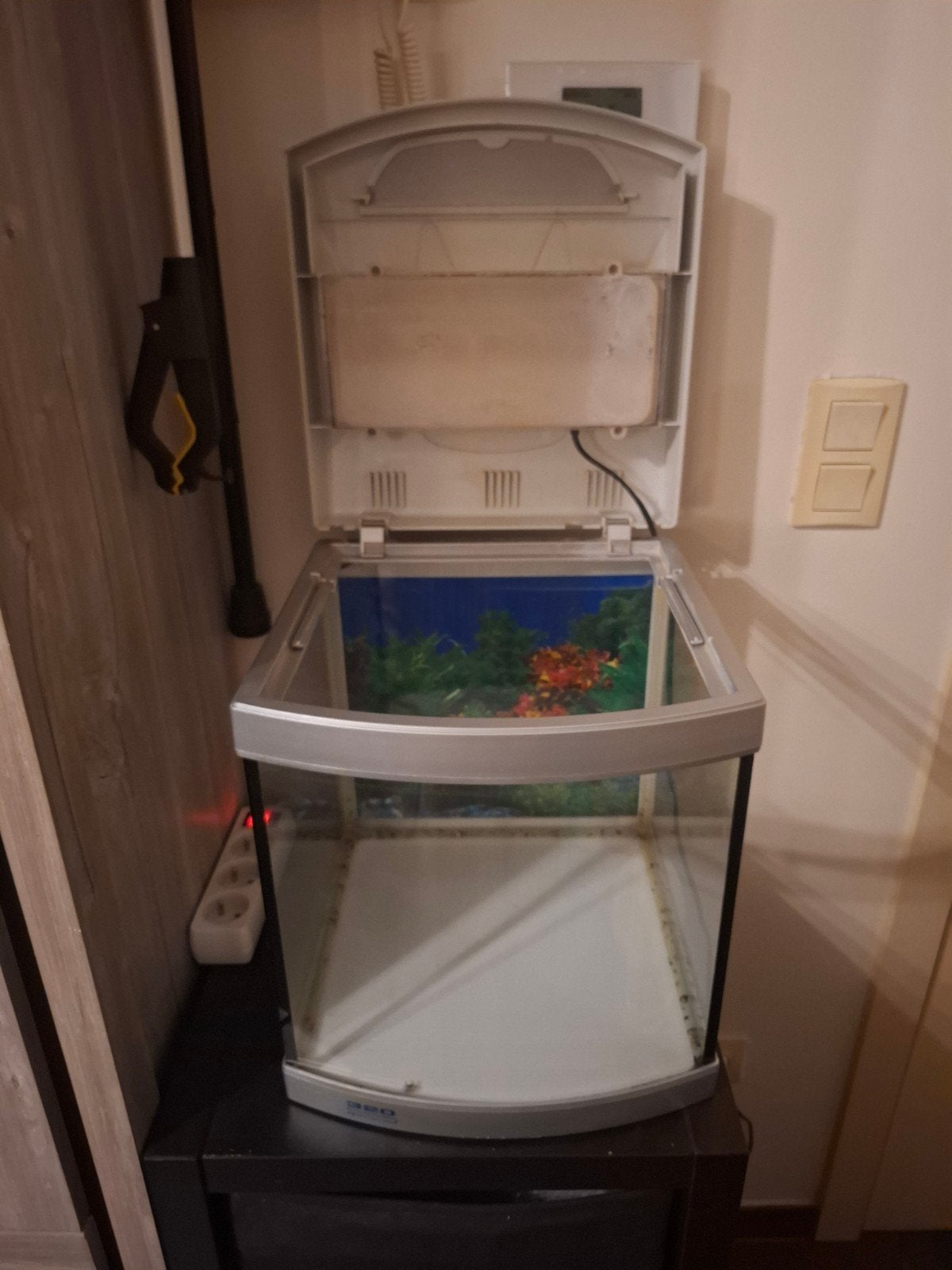 aquarium voor vissen 30L, Dieren en Toebehoren, Ophalen, Inclusief deksel, Gebruikt, Leeg aquarium