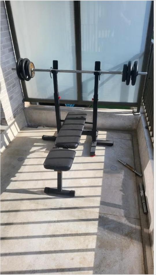 Kit de fitness complet : banc réglable/barre d'haltères, Enlèvement, Utilisé, Banc d'exercice