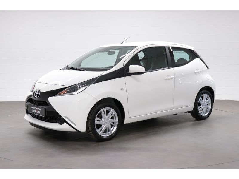Toyota Aygo 1.0 X-Play Toyota Aygo X-Play 1.0VVT-i 69ch, Achat, 998 cm³, Euro 6, 69 ch