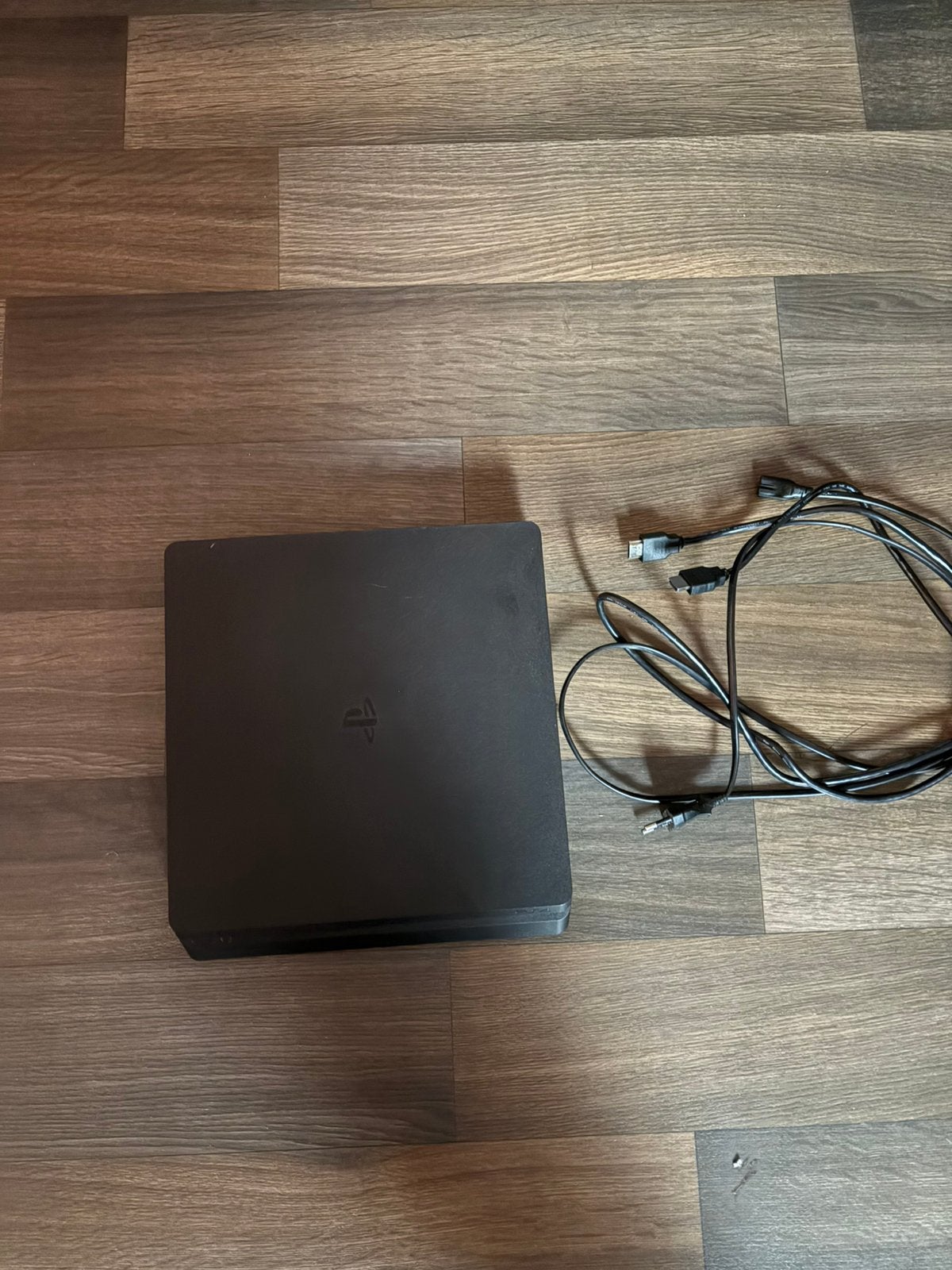 PlayStation 4, 500 GB, Original, Avec 2 manettes, Envoi
