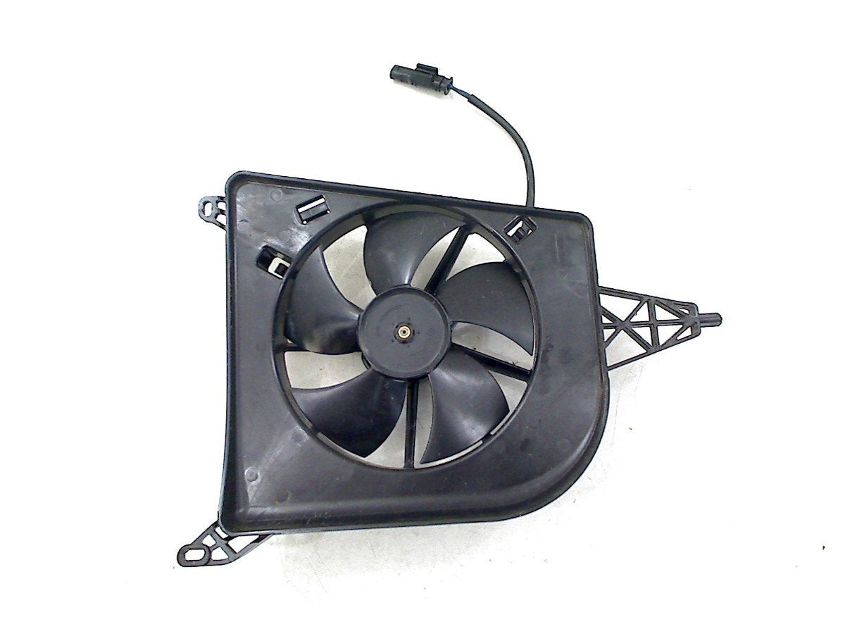 VENTILATEUR BMW M 1000 R 2024 (S1000R KM3) (128663-10), Bayerische Motoren Werke AG, Utilisé, Kundenbetreuung@bmw.de, Petuelring 130
80809  München, DE