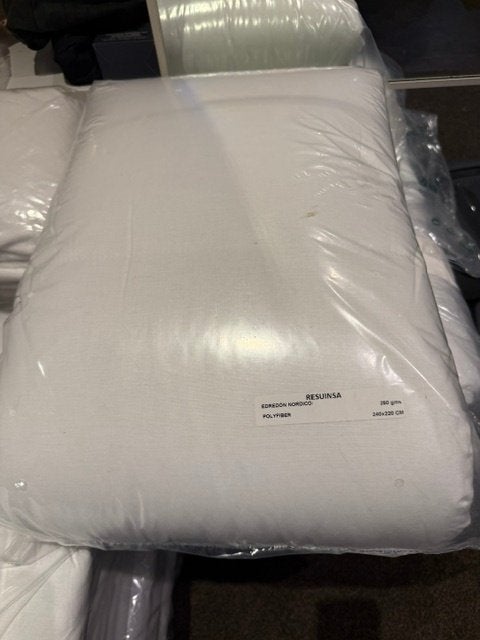 18 hotel dekbedden Resuinsa 240x220cm, Ophalen, Wit, Deken of Dekbed, Anti-allergisch