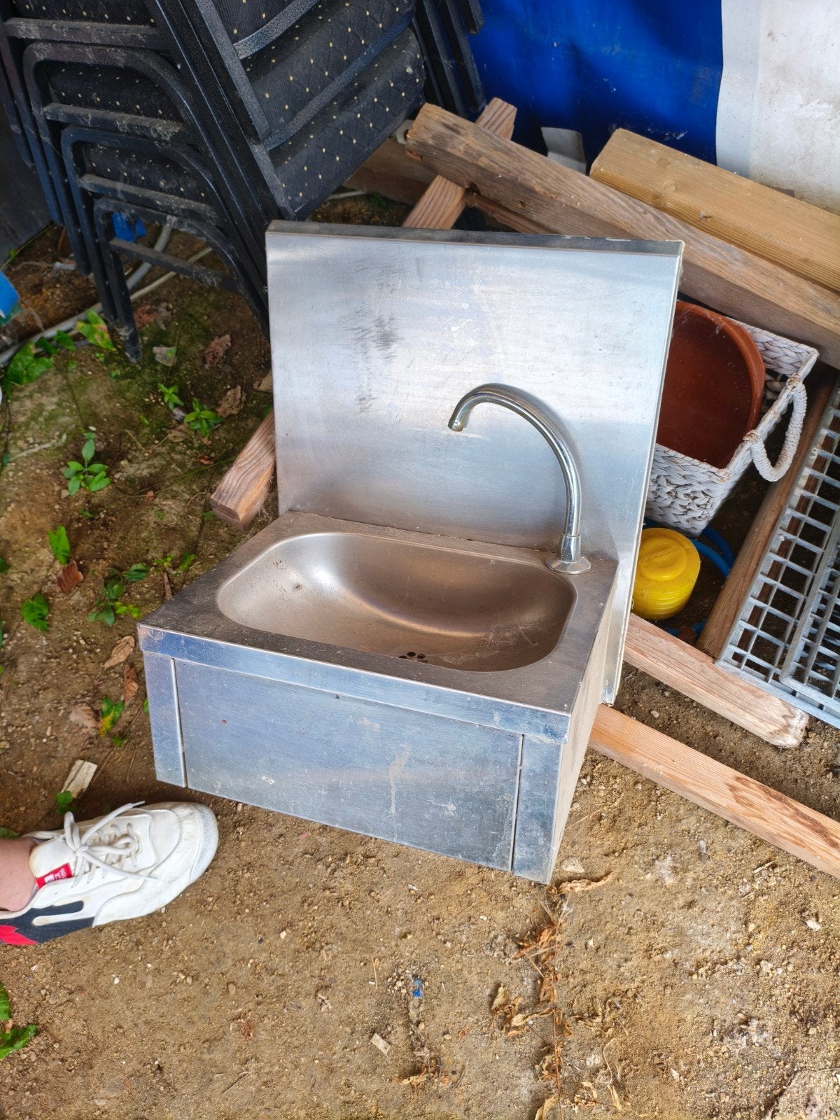inox wasbak, Ophalen
