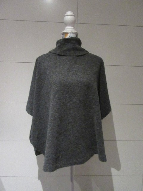 Grijze poncho - dames - nieuw - Vero Moda - One Size, Vero Moda, Ophalen of Verzenden, Nieuw, Grijs