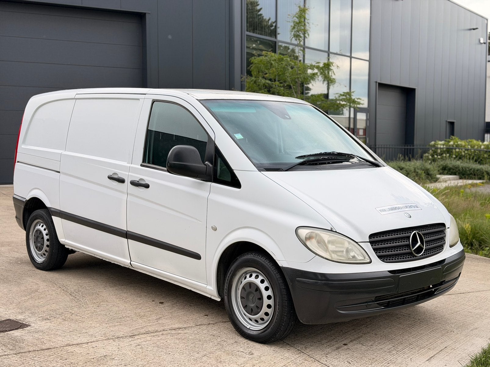 Mercedes vito / 115cdi - 3zit / gekeurd voorverkoop, Auto's, Bestelwagens en Lichte vracht, Particulier, Trekhaak, Mercedes-Benz