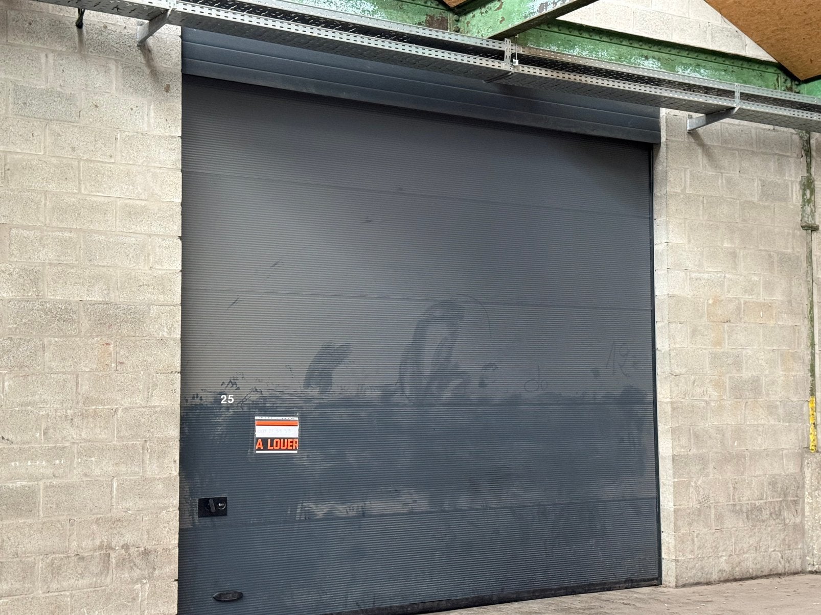 À louer – Entrepôt sécurisé 120 m² – Dison (Espace 58), Immo, Provincie Luik