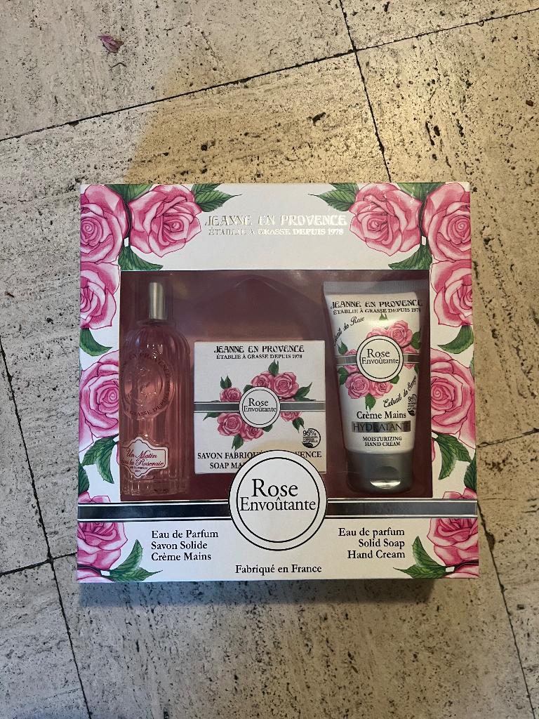 Pack de soin, Enlèvement, Neuf, Body lotion, Crème ou Huile