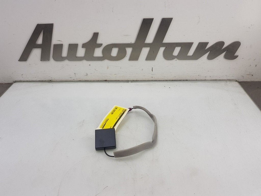 ANTENNE VERSTERKER Renault Captur II (RJB) (|282120588R|), Gebruikt, Renault, Peter-Huppertz-Straße 5
51063  Köln, DE, Dialog.deutschland@renault.de