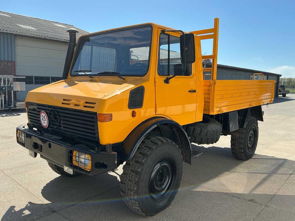 Véhicule de transport Mercedes-Benz Unimog 435 de 1980, Utilisé, Autres marques