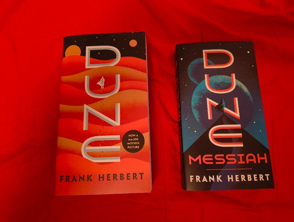 Dune + Dune Messiah Paperback, Boeken, Ophalen of Verzenden, Nieuw, Frank herbert