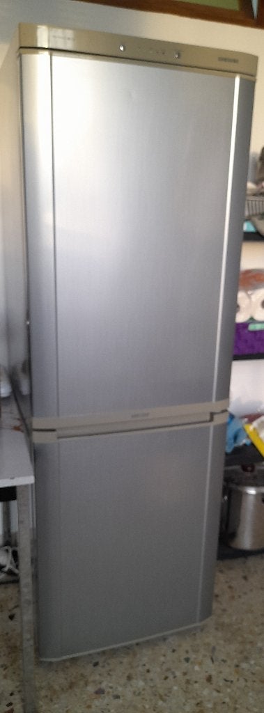 Réfrigérateur-congélateur Samsung – 70 €, Electroménager, Classe énergétique A ou plus économe, 160 cm ou plus, Enlèvement, Utilisé