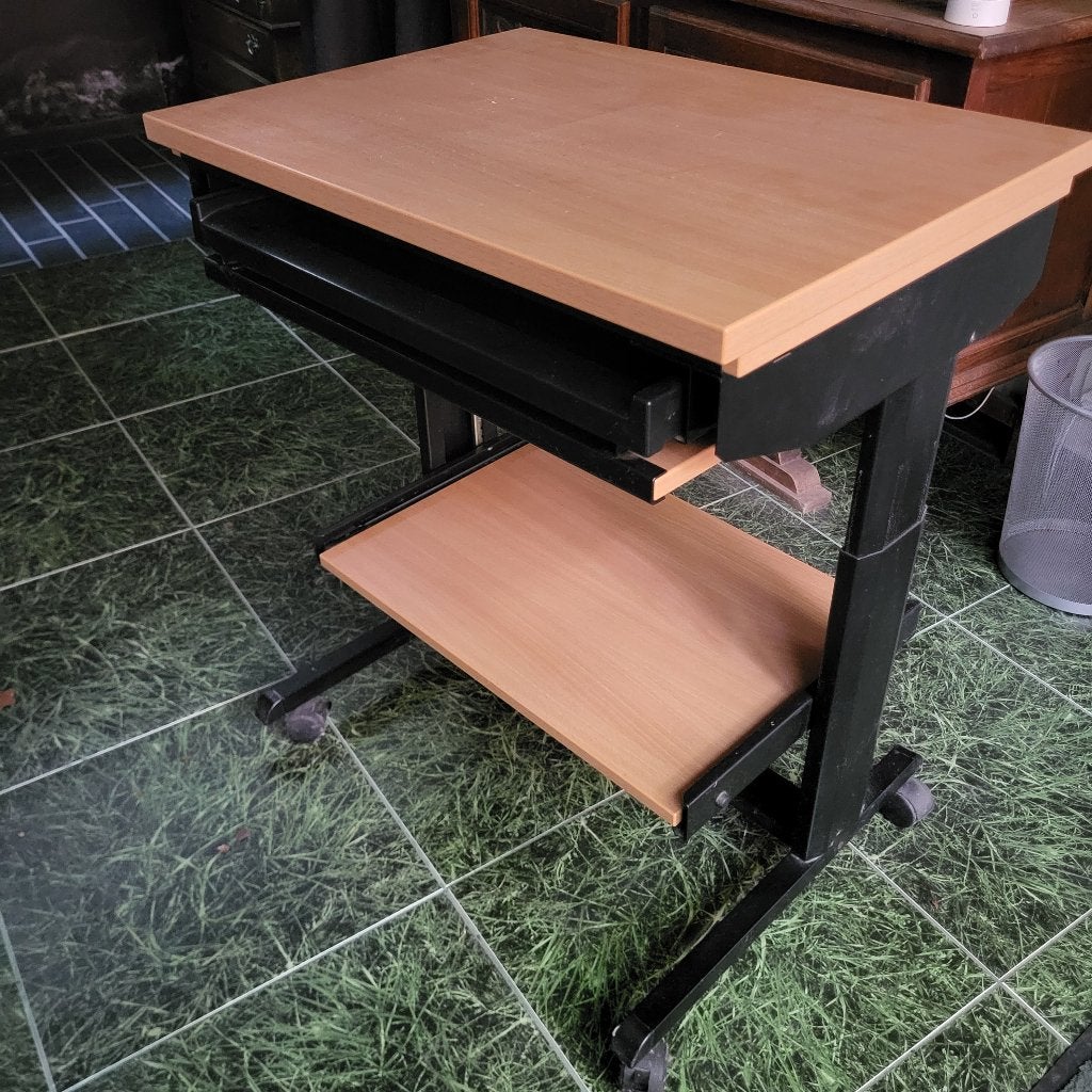 Computertafeltje, Enlèvement, Utilisé, 40 à 80 cm, 70 à 120 cm