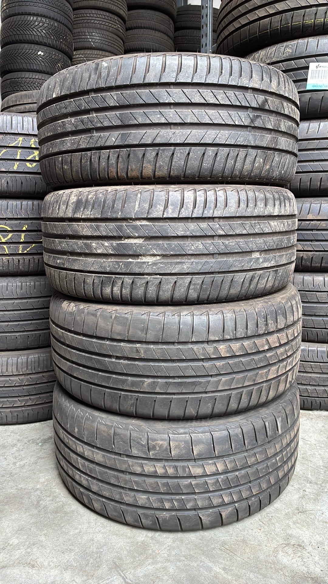 2254018 225/40/18 225/40R18 zomerbanden merk Bridgestone, Kleding | Dames, Ophalen