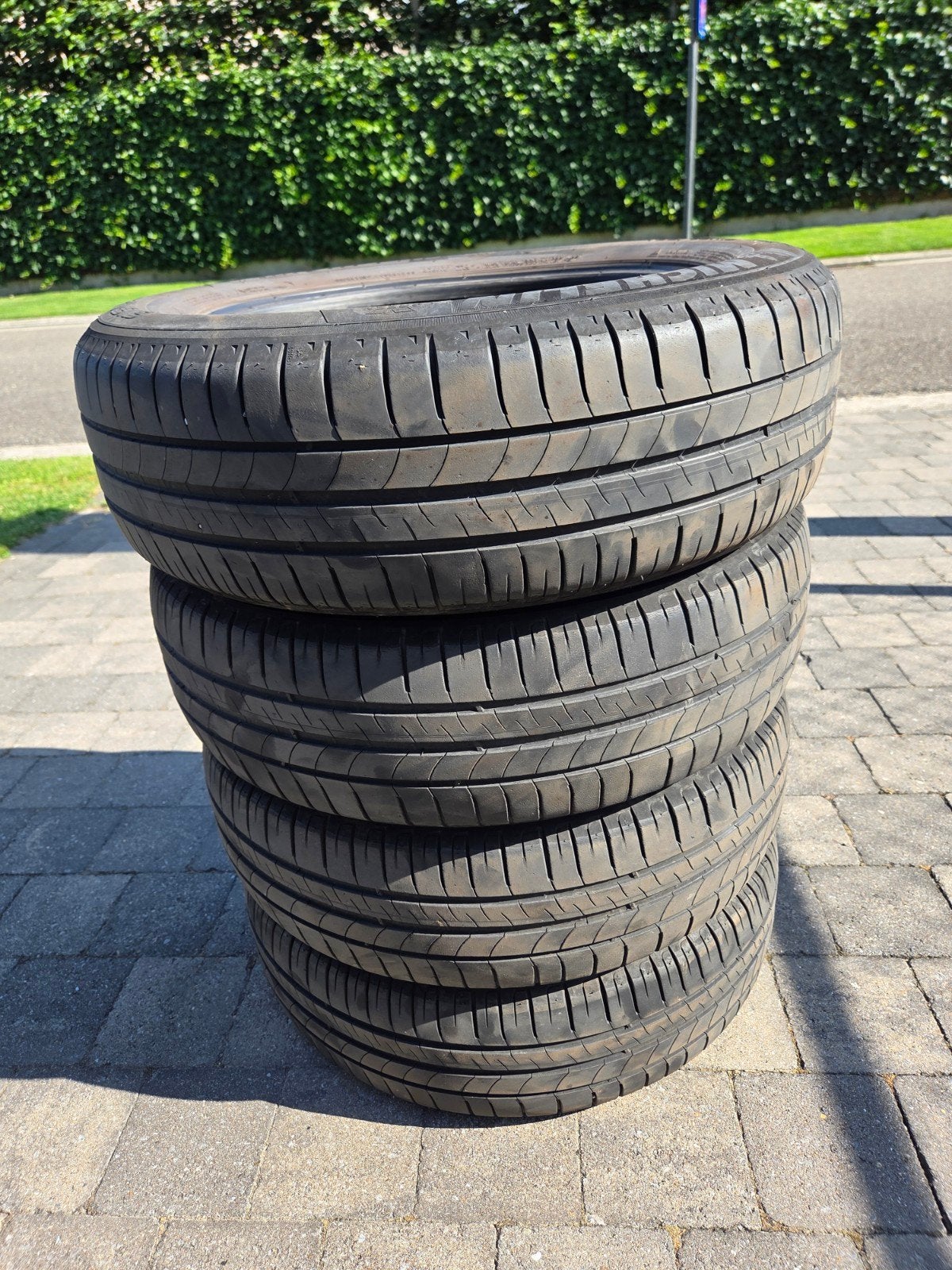 4x Michelin 185 65 15 banden voor 70 euro, Ophalen, Zomerbanden, Band(en)