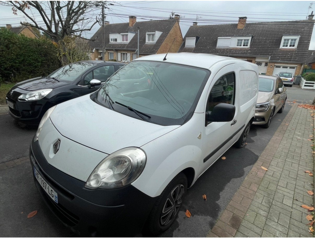 Renault Kangoo 1.5 dci kapot, Zwart, 4 cilinders, Leder en Stof, Wit