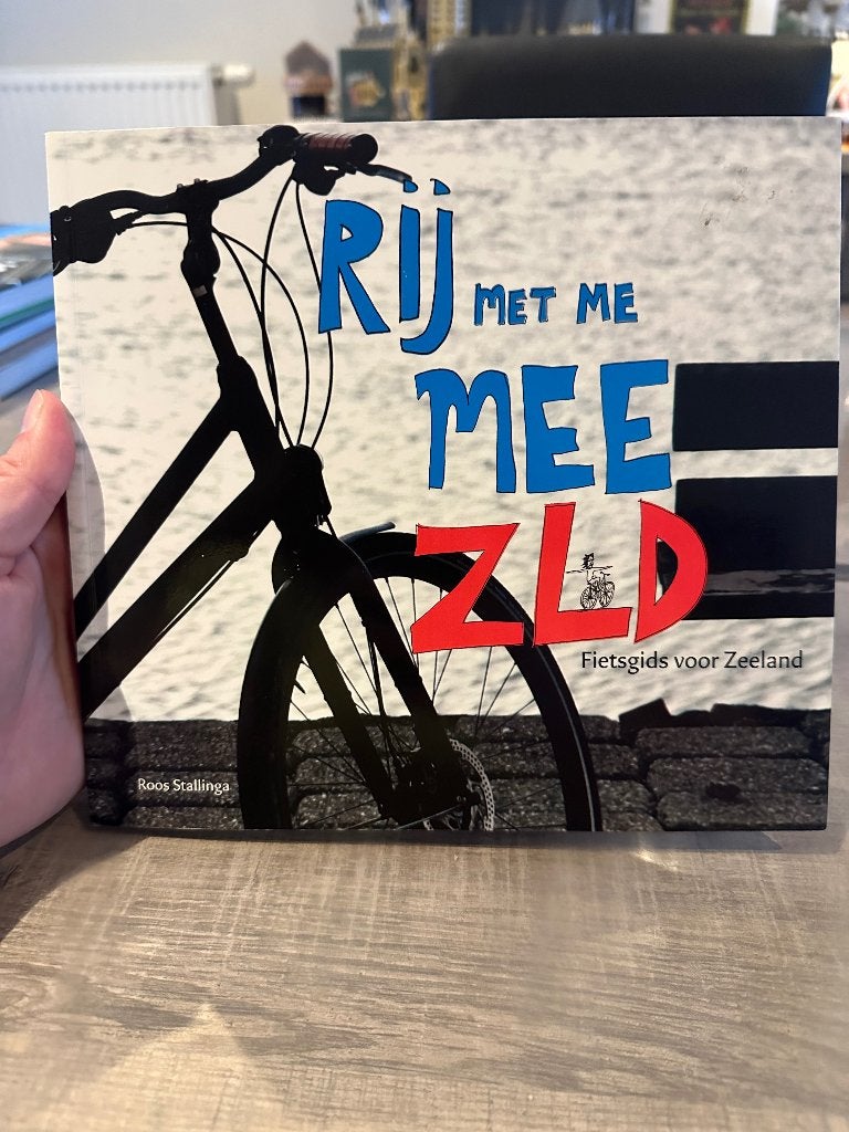 Rij met me mee ZLD (fietsgids Zeeland), Boeken, Ophalen of Verzenden, Zo goed als nieuw, Benelux, Fiets- of Wandelgids