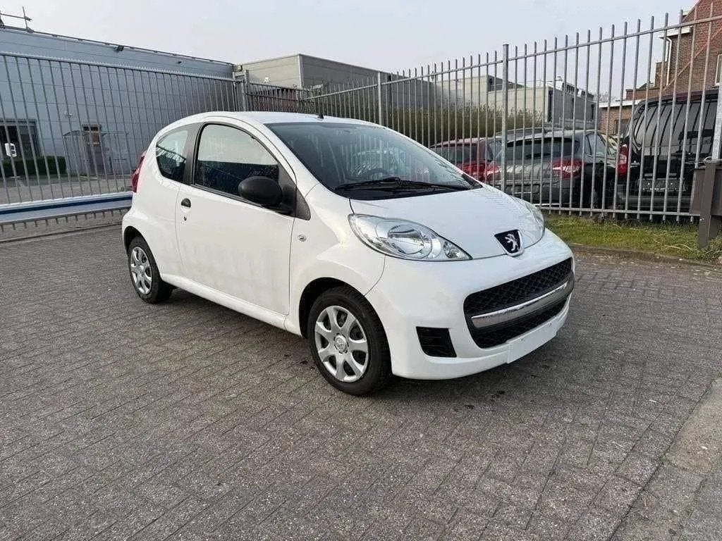 PEUGEOT 107 / 1.0 BENZINE / 38000KM / LEZ OK, Autos, Achat, 50 kW, Entreprise, Euro 4