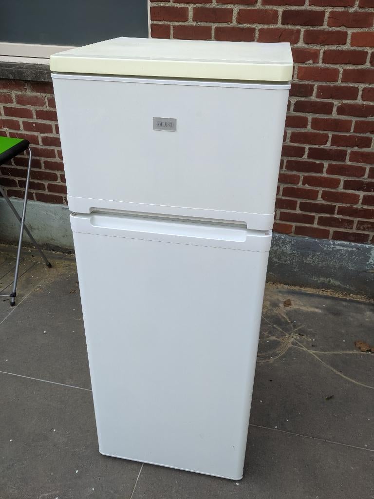 Réfrigérateur/congélateur Zanussi, 120 à 140 cm, Avec compartiment congélateur, Enlèvement, Utilisé