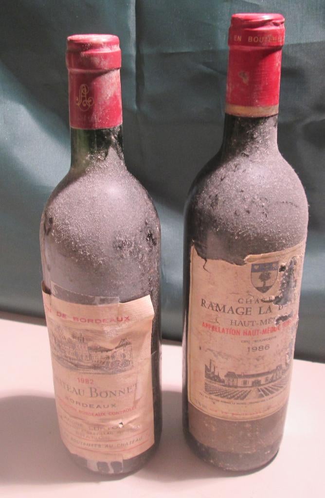 2 Oude Franse Wijnen van 1982 en 1986, Verzamelen, Frankrijk, Ophalen of Verzenden, Zo goed als nieuw, Rode wijn