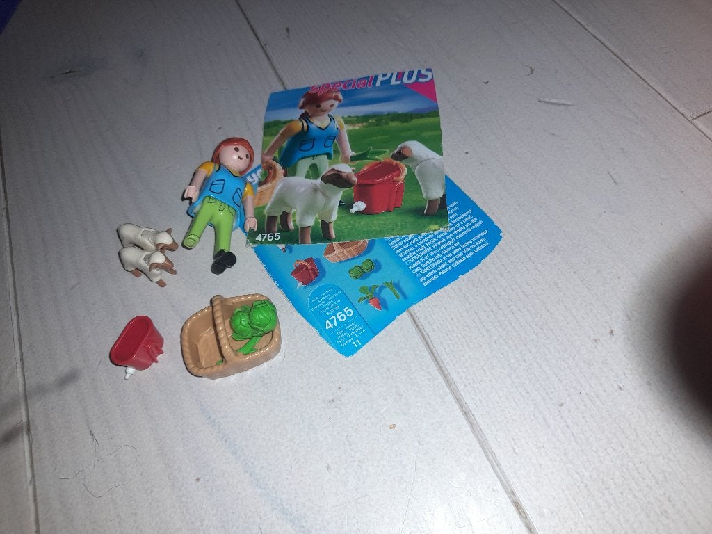 Playmobil - 4765  –  Boerin met schaapjes, Kinderen en Baby's, Complete set, Overige typen, Ophalen of Verzenden, Zo goed als nieuw