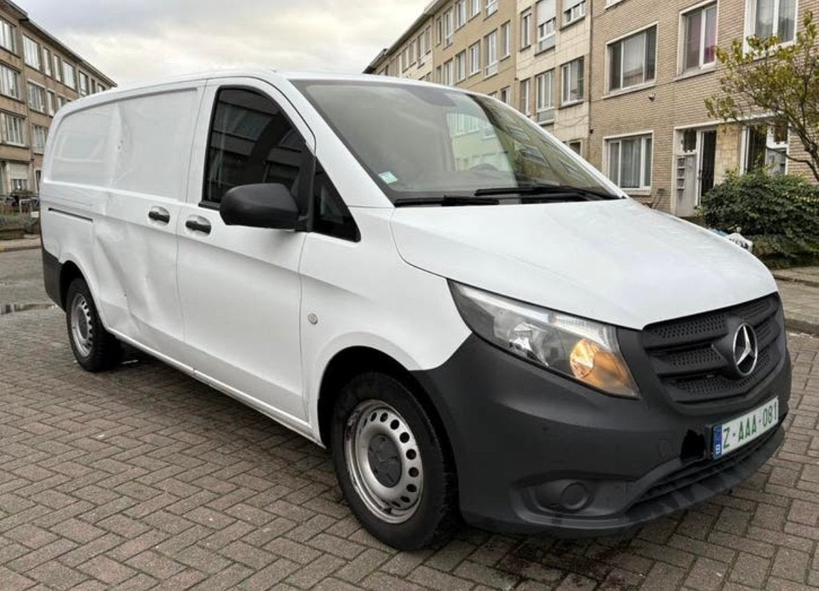 Mercedes Vito 111. Lichtenvracht. 2015!, Zwart, 4 cilinders, 1600 cc, Wit