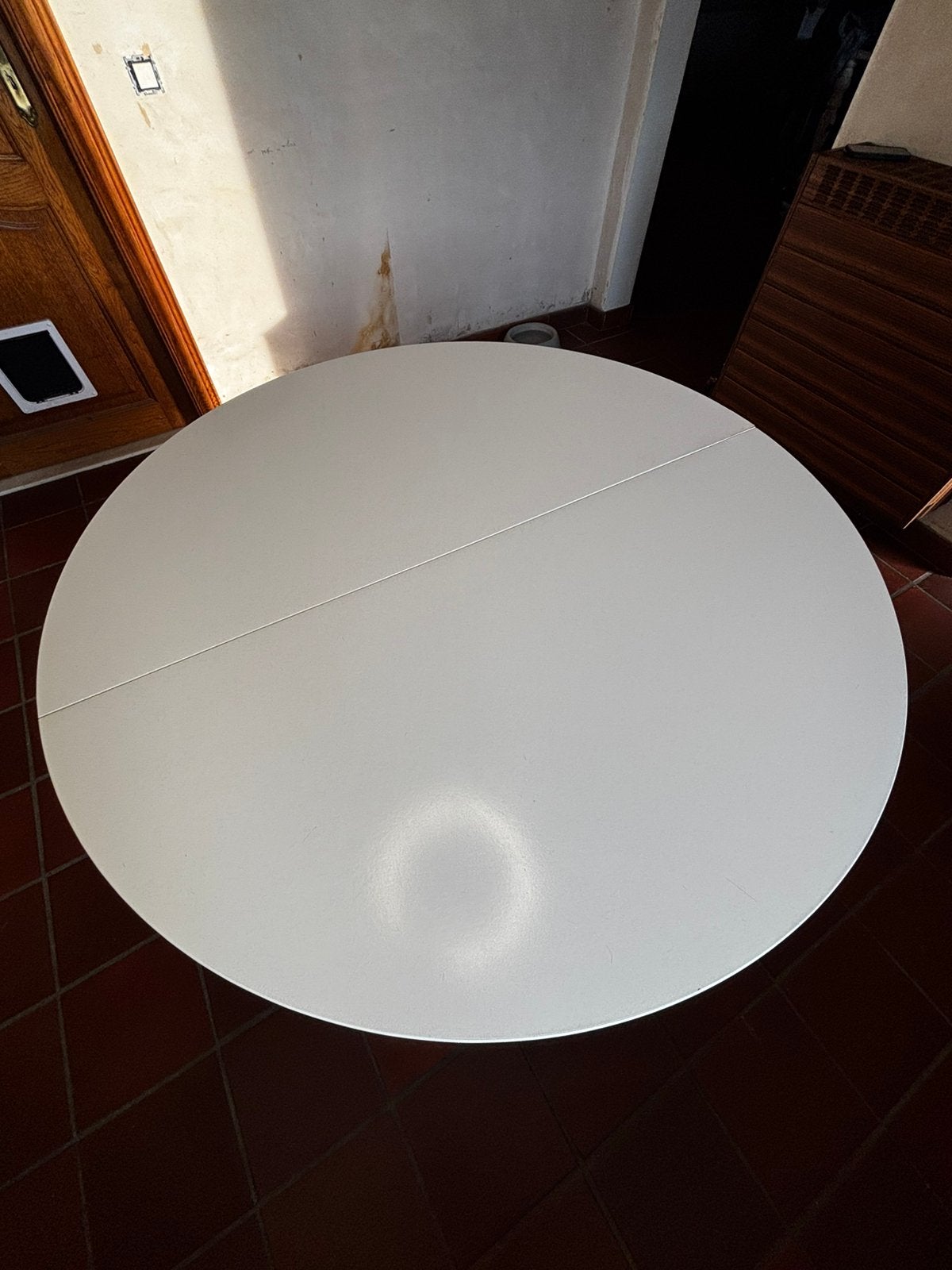 Ronde witte tafel (kan vergroot worden)., Ophalen, Gebruikt