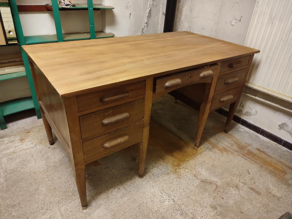 Bureau en bois massif année 1960, Autres marques, Vintage, 148 cm, Enlèvement