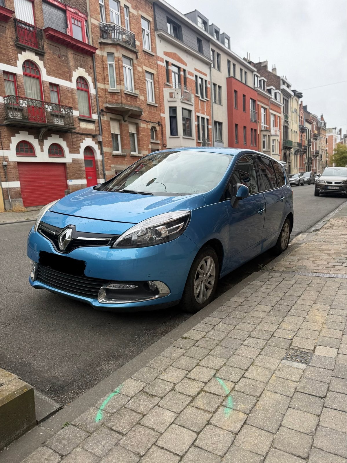 ESSENCE 1.2essence Turbo 2015 140.000km Renault grand scenic, Autos, Achat, Particulier, Essence, Grand Scenic