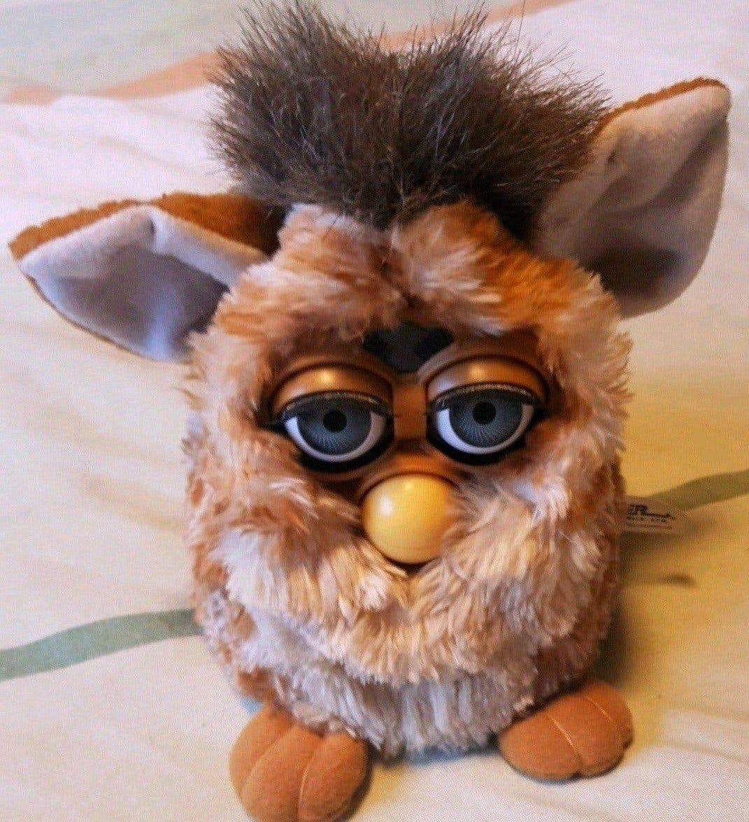 vieux furby vintage, Enfants & Bébés, Enlèvement