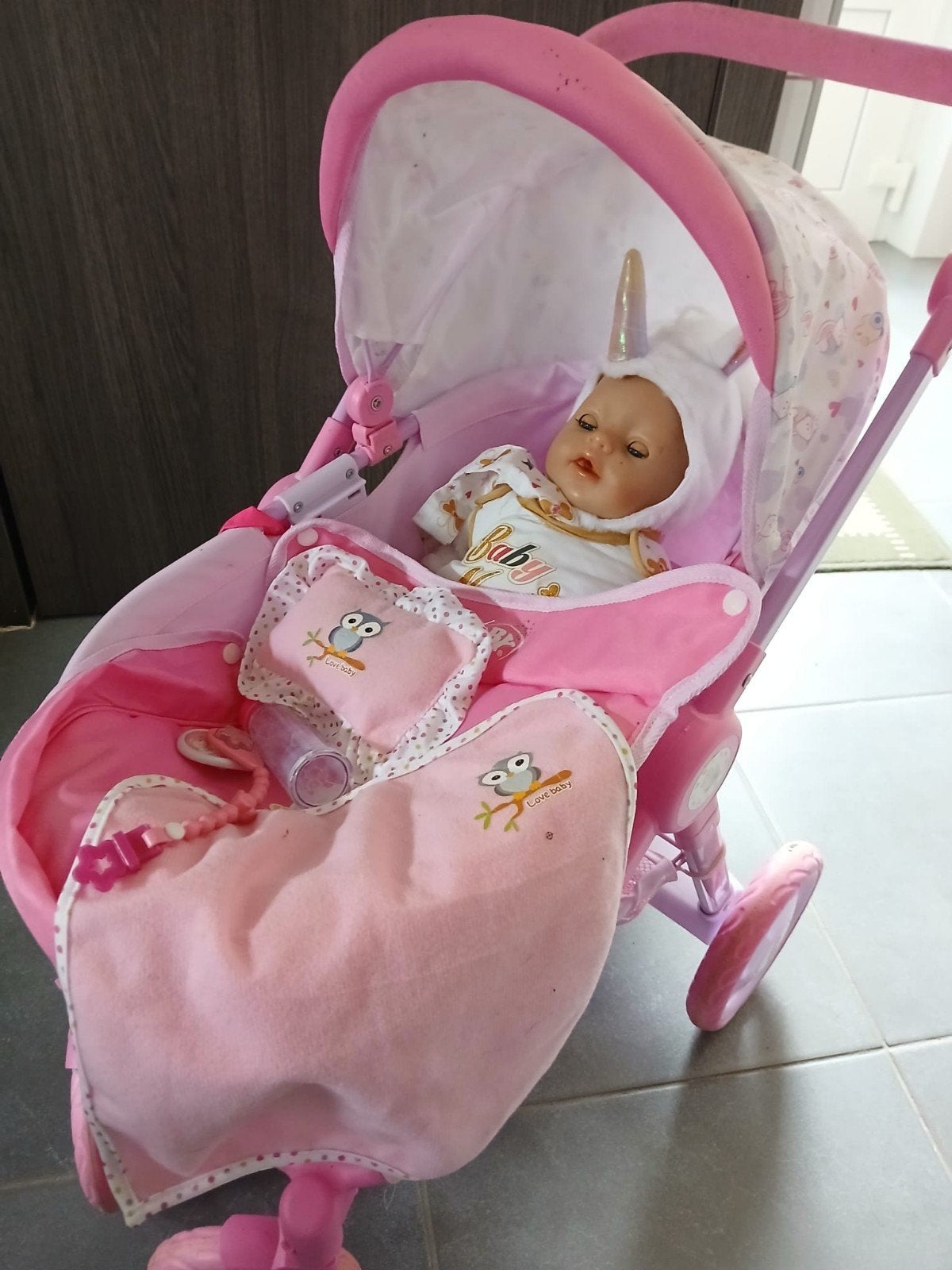 Poppenwagen/buggy met 2 poppen, zitstoel in toebehoren, Kinderen en Baby's, Ophalen