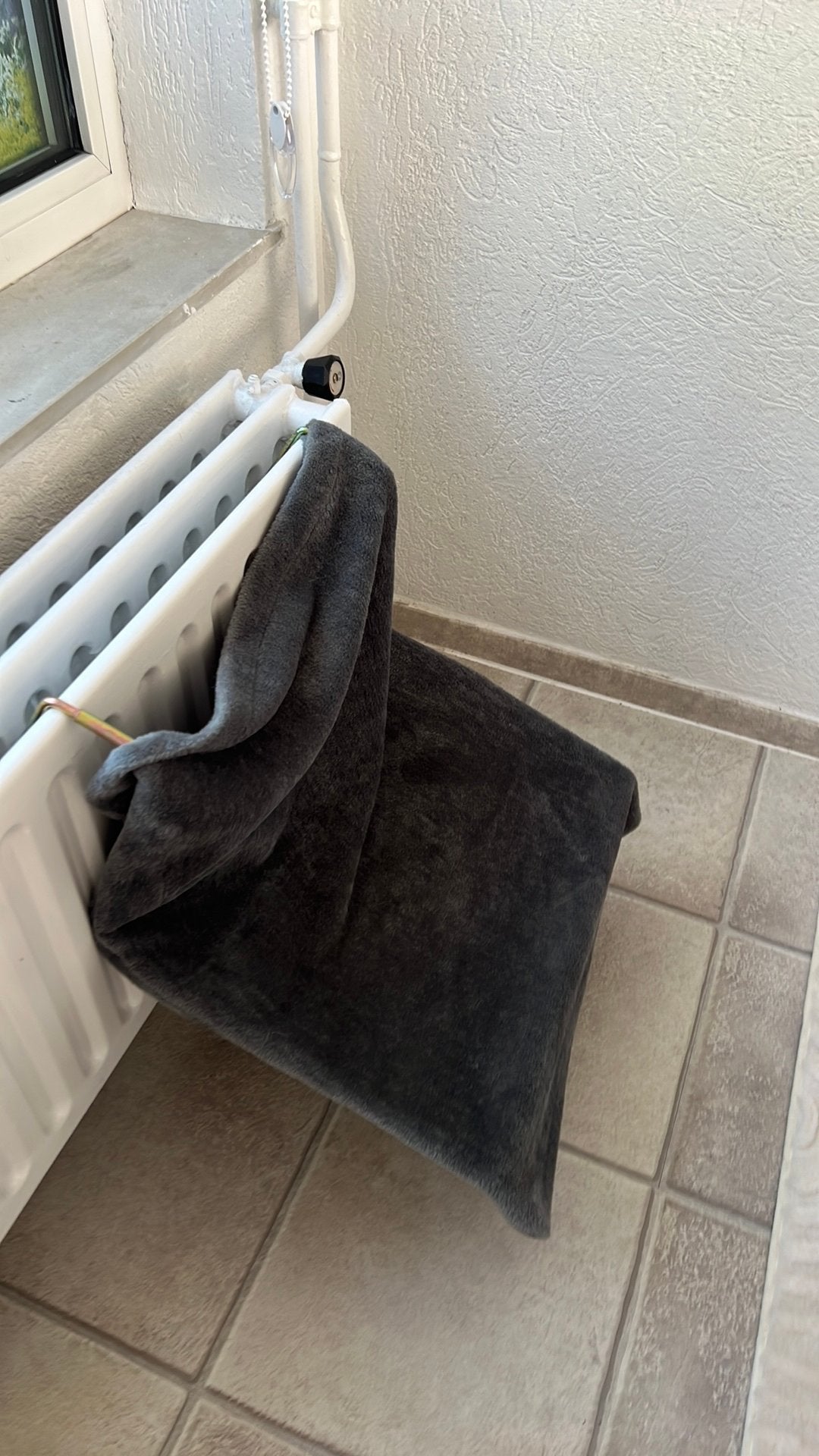 Hangmat kat voor de verwarming, Ophalen, Zo goed als nieuw