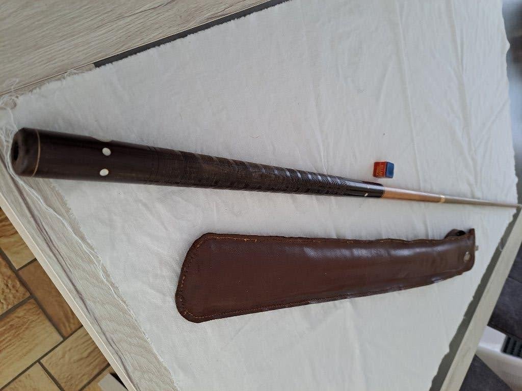 A vendre queue de billard 1 m 40 des années 1960, Sports & Fitness, Billards & Billards américains, Enlèvement