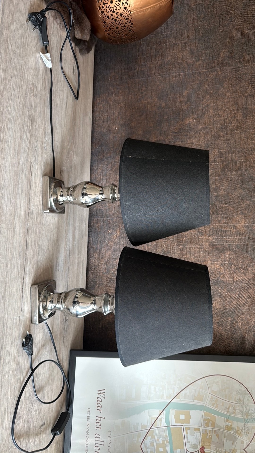2 nachtlampjes zilver met zwarte kap, Huis en Inrichting, Lampen | Tafellampen, Ophalen, Gebruikt, Nachtlamp, 40 cm