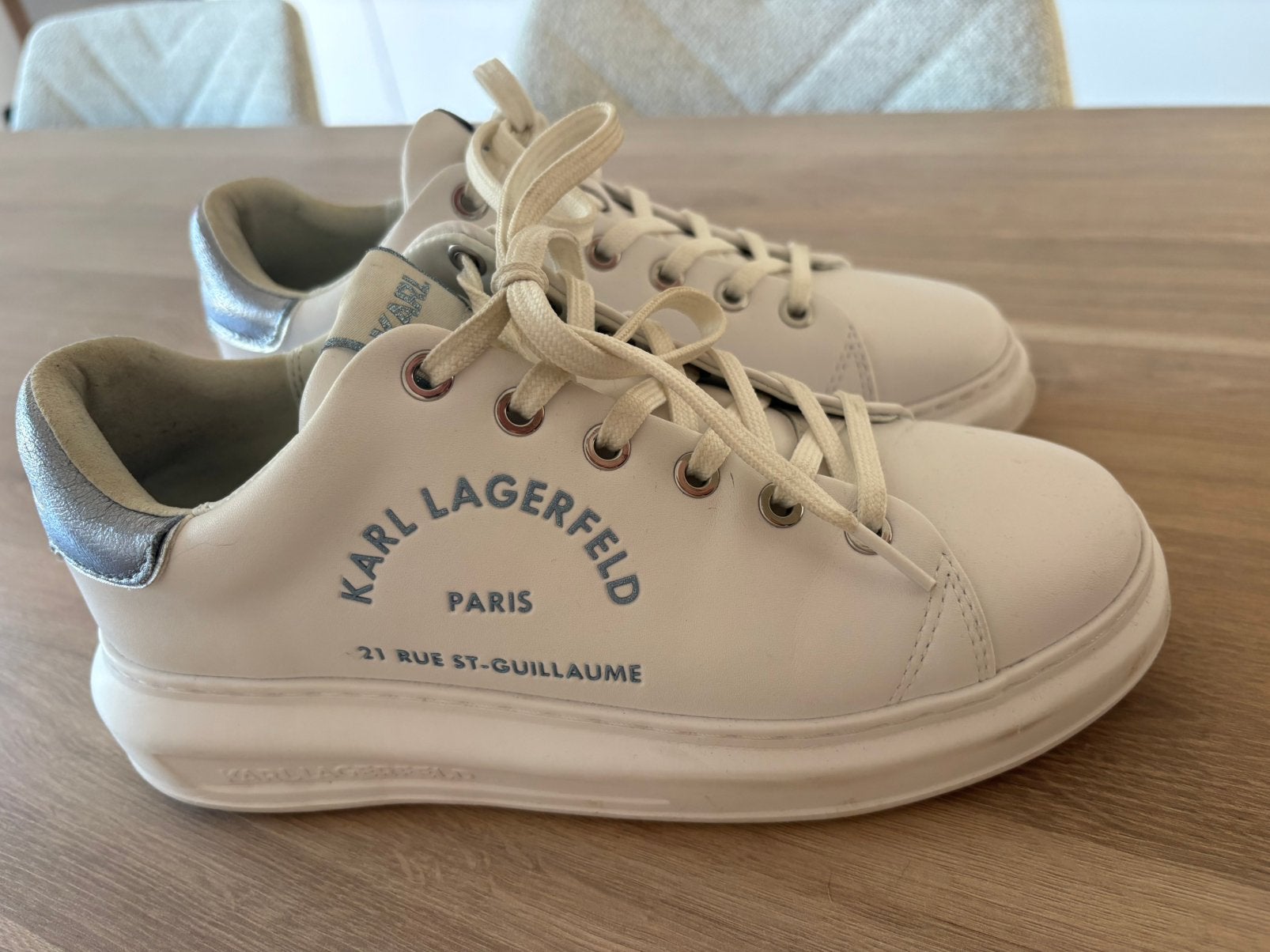 Sneakers karl lagerfeld, Kleding | Dames, Schoenen, Ophalen, Zo goed als nieuw, Sneakers