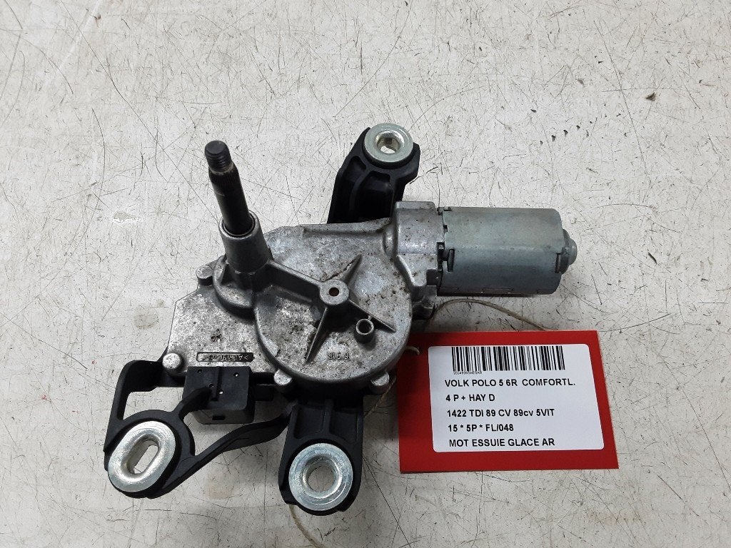 MOTEUR ESSUIE-GLACE ARRIÈRE Polo V (6R) (5K6955711B), Autos : Pièces & Accessoires, Volkswagen, Mevr. I. Hauben, Utilisé, Rue de l'Espoir 34 34
4030  GRIVEGNÉE, BE