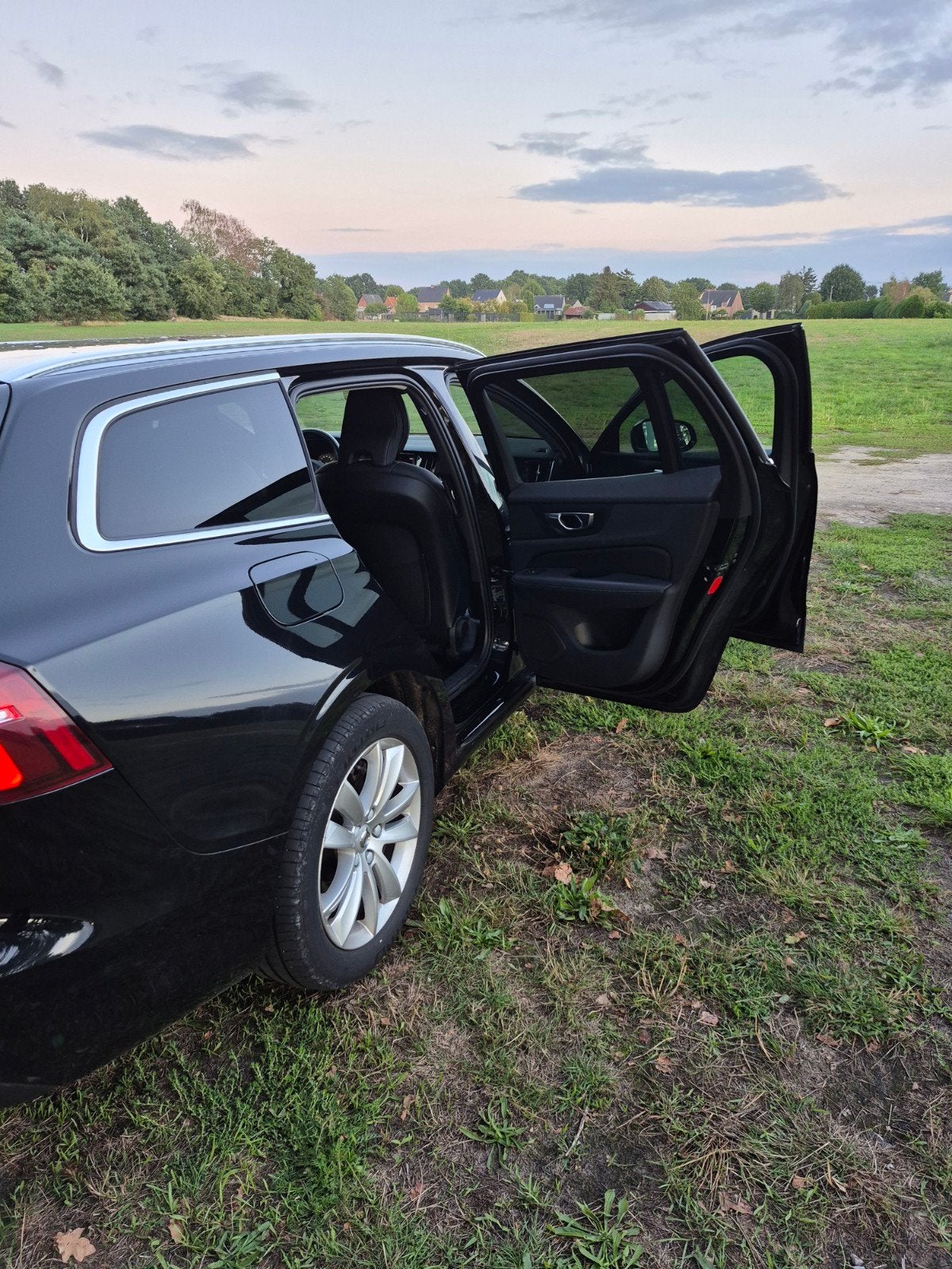Volvo v60, Autos, Bluetooth, Achat, Noir, V60