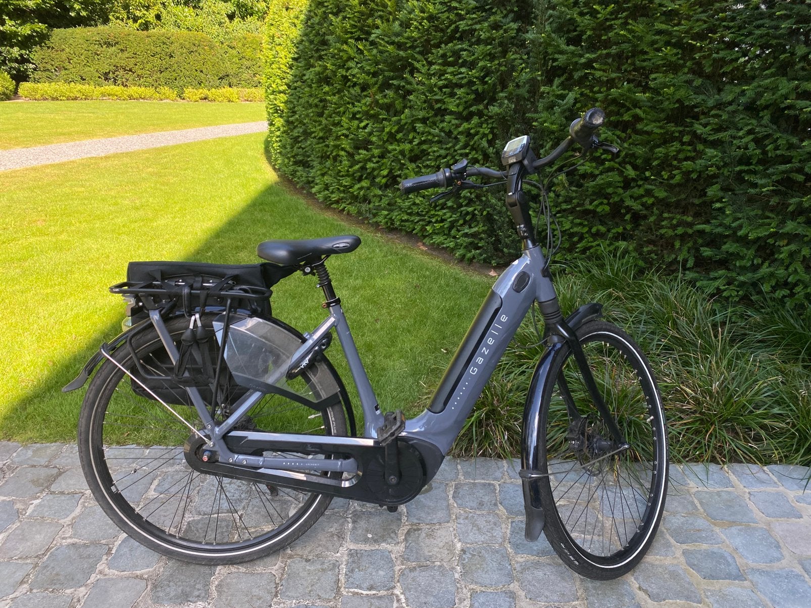 Vélo électrique Gazelle Grenoble C8 HMB, Vélos & Vélomoteurs, Vélos électriques, Comme neuf, Gazelle, Enlèvement