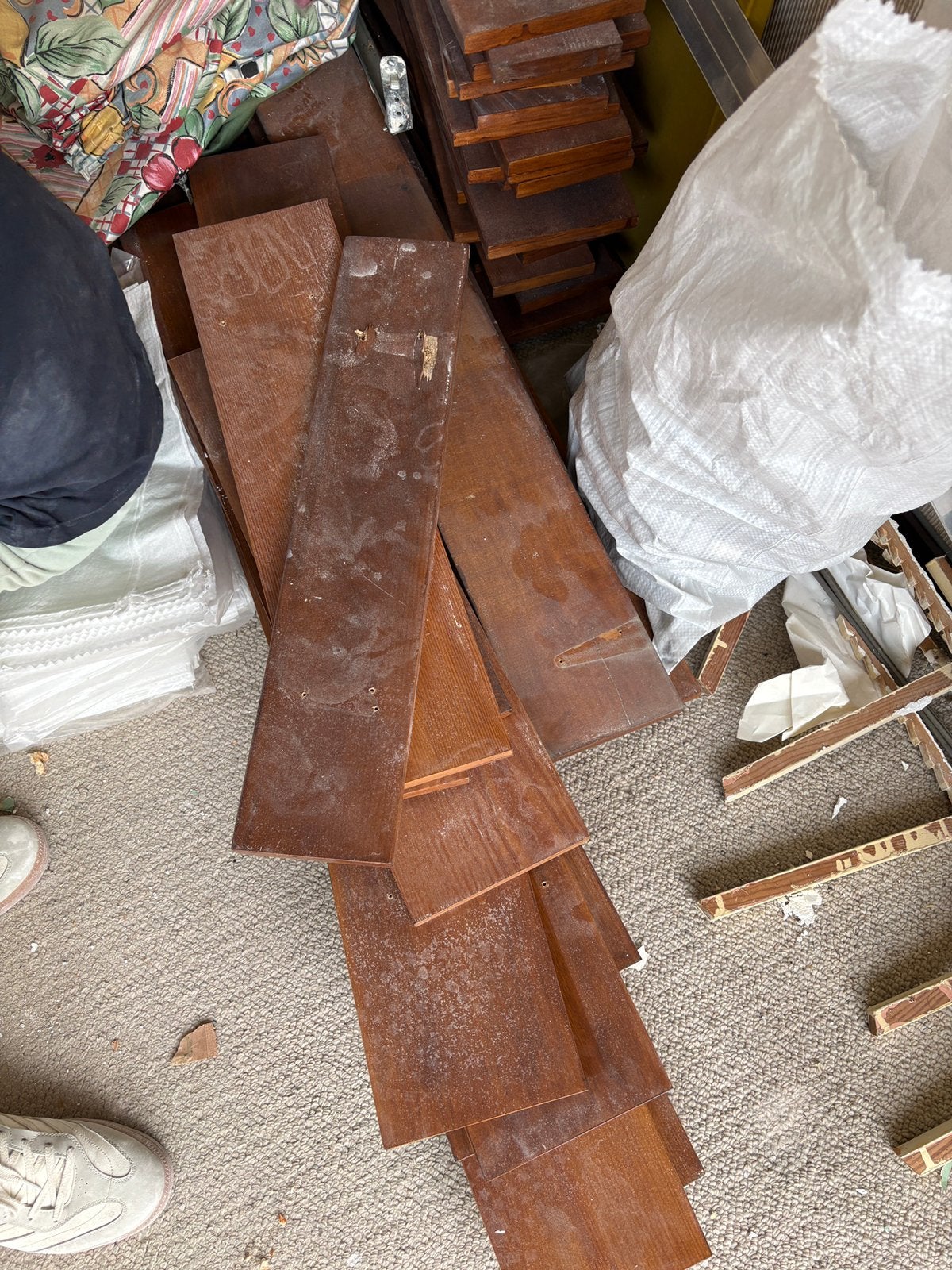 Lot de planches et étagères en bois à donner, Moins de 180 cm, Planches, Bois dur, Enlèvement
