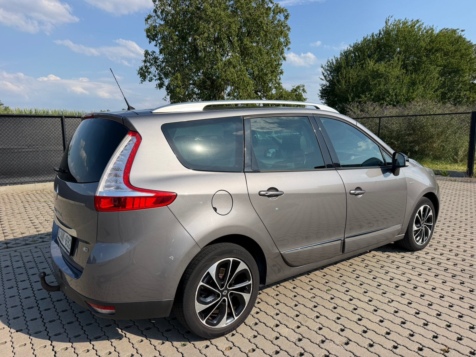 Renault senic 1.6 dci jaar 2015, Autos, Renault, Euro 5, Achat, Entreprise, Boîte manuelle